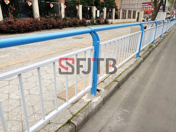 邊緣護(hù)欄 邊緣護(hù)欄